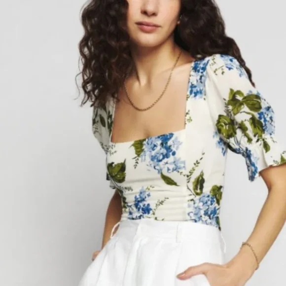 ✨SALE✨ Reformation Constance Top - Lucca - Picture 1 of 7
